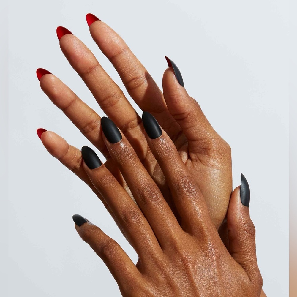 Static Nails ‘Caviar’ Almond Reusable Press on Nails